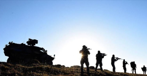 Barış Pınarı Harekatı'nda Toplam 104 PKK/YPG'li Ele Geçirildi