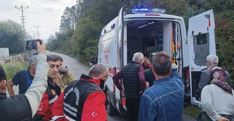 Bartın'da Mantar Toplarken Ayağı Kırılan Kadın Kurtarıldı