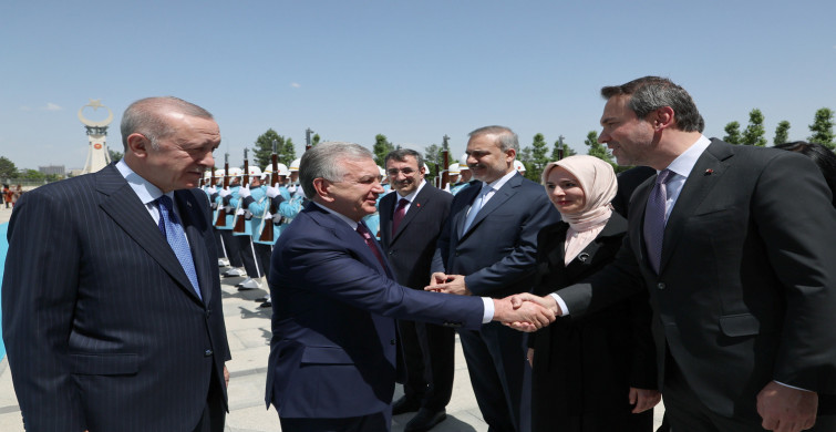 Başkan Erdoğan ve Özbekistan Cumhurbaşkanı Mirziyoyev ortak basın toplantısı düzenledi: 18 anlaşma imzalandı!