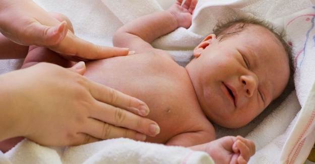 Bebeklerde Fitil Nasıl Kullanılır?