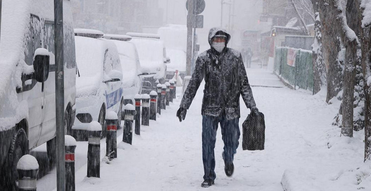 Beklenen soğuk hava dalgası sonunda geliyor: İstanbul için kar tarihi verildi