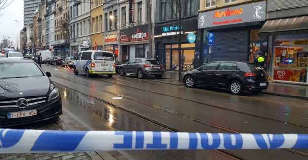 Belçika'da Türklerin İşlettiği Kafeye Saldırı! 3 Yaralı Var