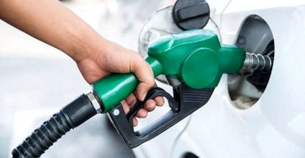 Benzinin Litre Fiyatına 15 Kuruş İndirim Gelmesi Bekleniyor