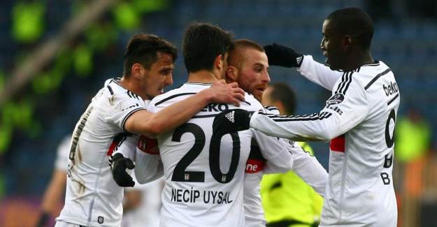 Beşiktaş, Eski Futbolcusuyla Anlaştı