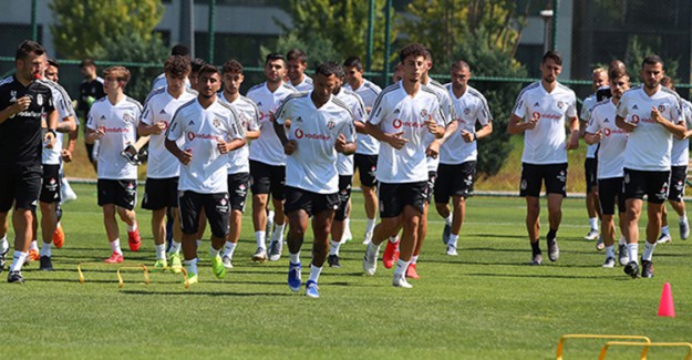 Beşiktaş Riva'daki Son Antrenmanını Gerçekleştirdi
