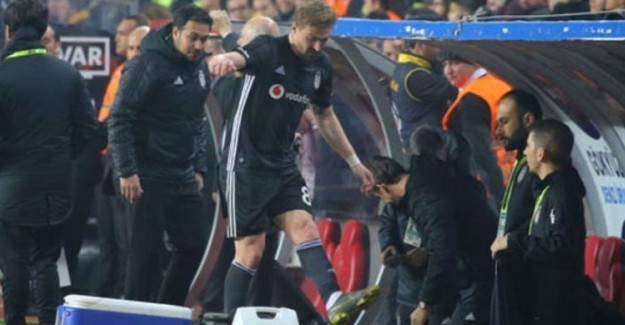 Beşiktaş Teknik Direktörü Şenol Güneş, Caner Erkin'e Sert Çıktı
