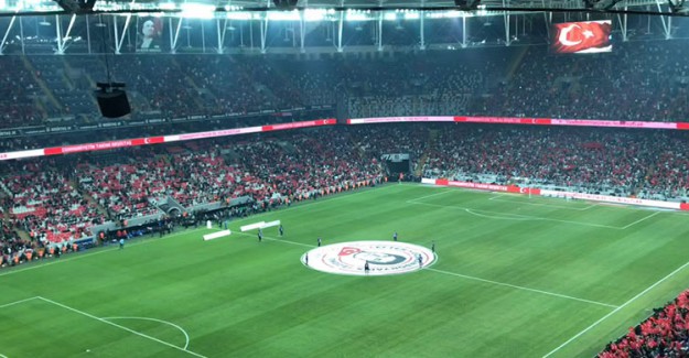 Beşiktaş-Galatasaray Derbisinin Biletleri Satışa Sunuldu!