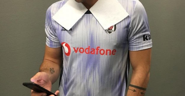 Beşiktaş'ın Mor Forması Sızdırıldı! İşte O İlginç Forma!