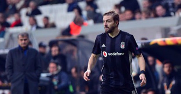 Beşiktaş’ta Caner Erkin Gerilimi! Oyundan Çıkarken Çıldırdı