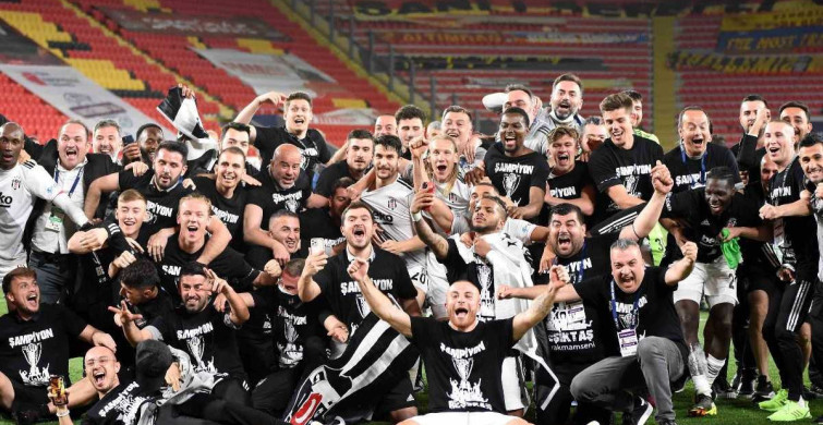 Beşiktaşta gidecek ve kalacak isimler 2022