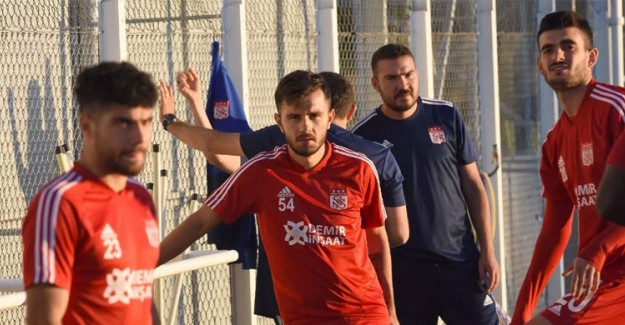 Beşiktaş'ta Mehmet Özcan ve Emre Kılınç Transferi!