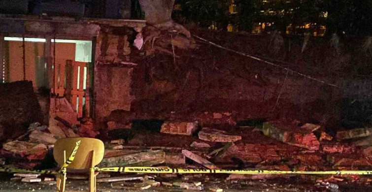 Beşiktaş'ta ünlü şef Somer Sivrioğlu'na ait lüks restoranın duvarı çöktü