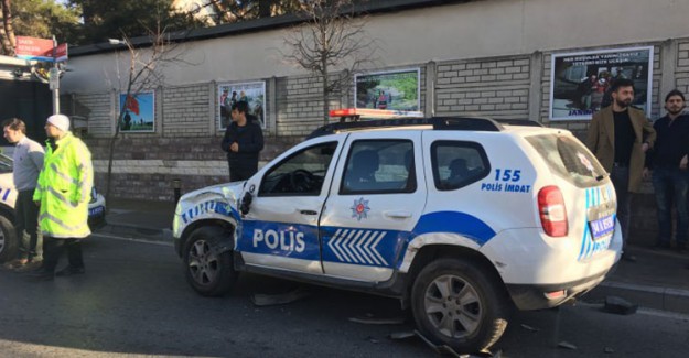 Beşiktaş'ta Virajı Alamayan Araba Polise Çarptı!