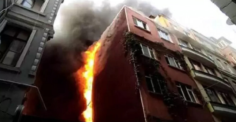 Beyoğlu’nda korku dolu anlar: 5 katlı binada yangın çıktı