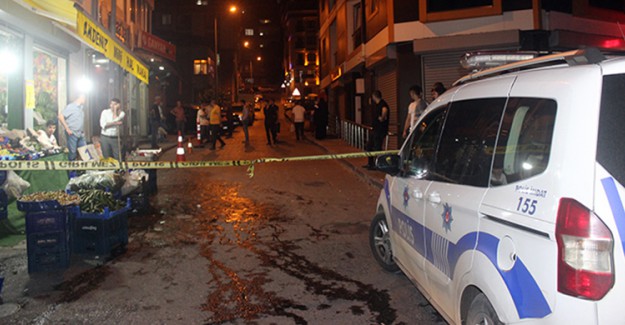 Beyoğlu'nda Motosikletli Magandalar Silahla Dehşet Saçtı