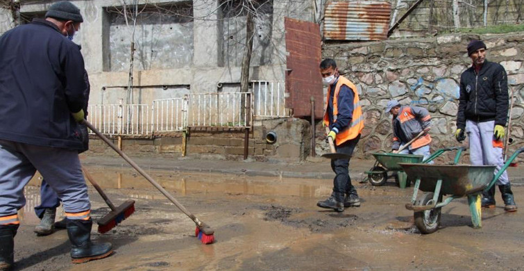 Bingöl'de Sel Sonrası Temizlik Seferberliği