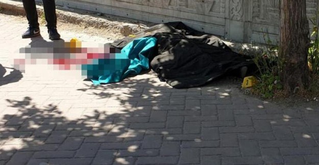 Bir Çocuk Annesi Kadın Sokak Ortasında Katledildi