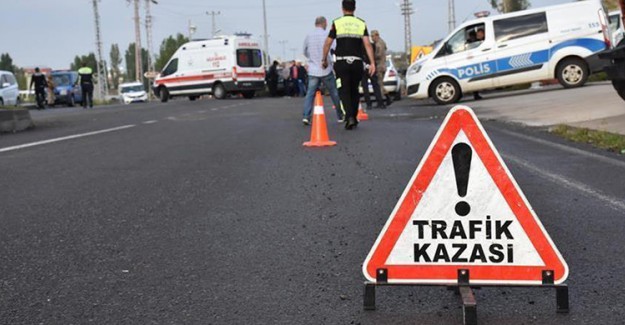 Bitlis'te Trafik Kazasında 1 Kişi Öldü 3 Kişi Yaralandı