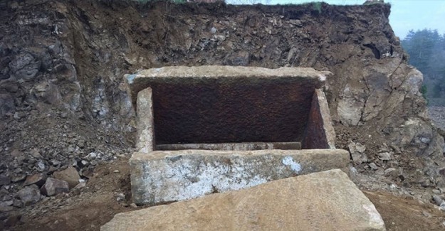 Bolu’da İnşaat Kazısında 3 Bin Yıllık Mezar Bulundu