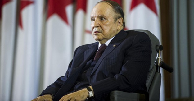 Bouteflika'dan Cezayir Halkına Özür Mektubu