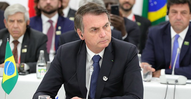Brezilya, Fransa'nın Yardımını Resmen Kabul Etmedi