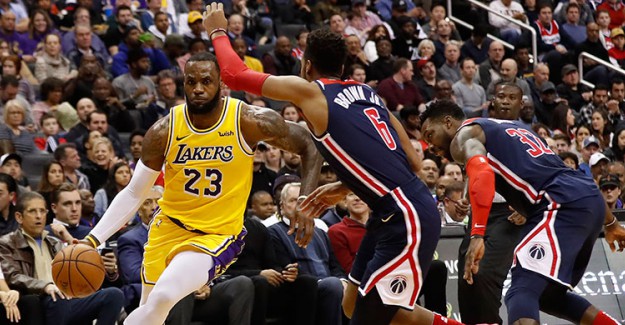 Brooklyn Nets Evinde LeBron James’li Lakers’ı Mağlup Etti!