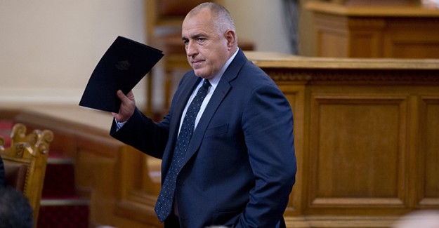 Bulgar Parlamentosu Hükümete Karşı Güvensizliği Reddetti
