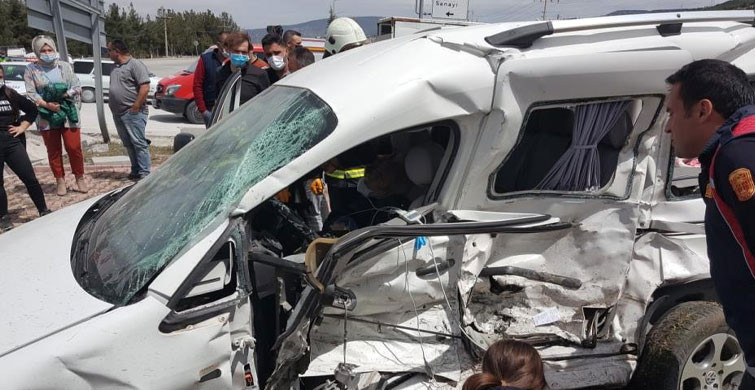 Burdur’da Yaşlı Çift Trafik Kazasında Hayatını Kaybetti