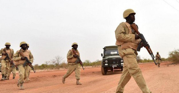 Burkina Faso'da Terör Saldırısı, 5 Asker Hayatını Kaybetti