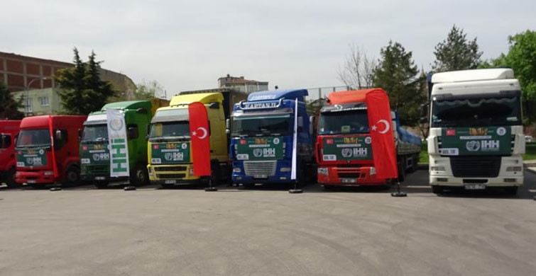 Bursa’da 14 Tır Dolusu Yardım Dualarla Uğurlandı