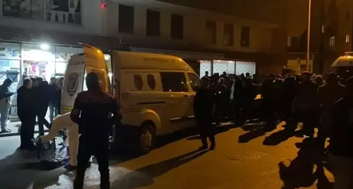 Çekmeköy'de polis tartıştığı kişilere ateş açtı: 2 ölü, 2 yaralı!