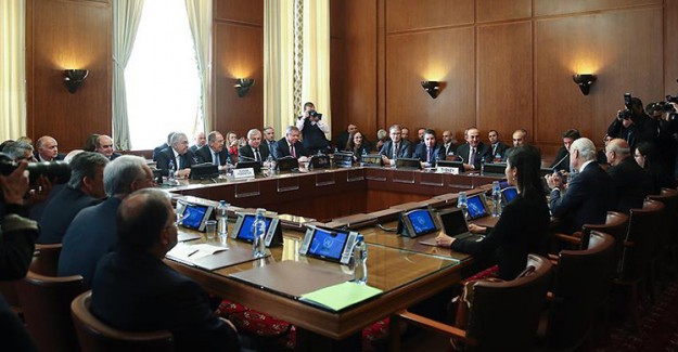 Cenevre'deki Suriye Krizi Toplantısı Başladı