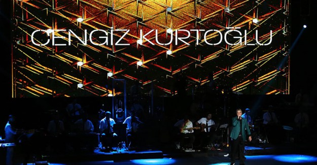 Cengiz Kurtoğlu ve Hakan Altun'dan Harbiye'de Ortak Konser 
