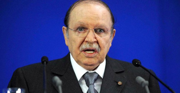 Cezayir Cumhurbaşkanı Buteflika İstifa Edeceğini Açıkladı
