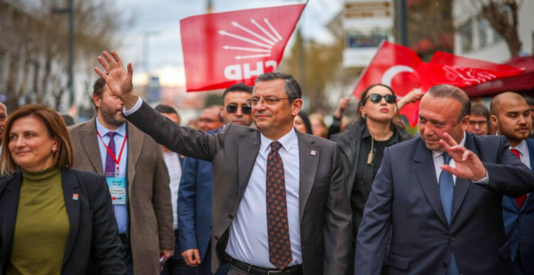 CHP’de genel başkanlık krizi: O isim de adaylığa soyunuyor