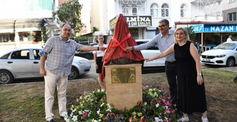 CHP'den Adana'da heykel açılışı: Adını dünyaya tanıtmak istiyorlar