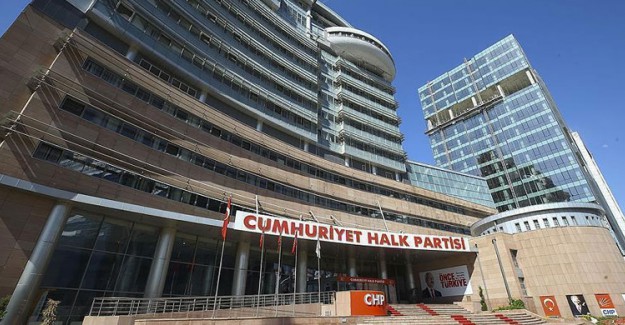 CHP'nin Kalesi İzmir'de Peş Peşe İstifa Haberleri!