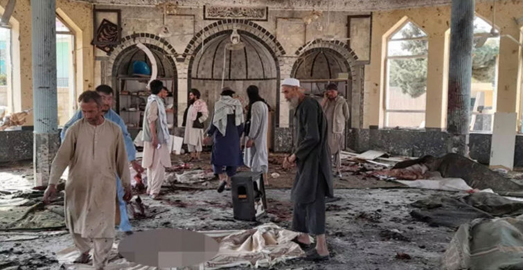 Cuma namazı çıkışı camiye bombalı saldırı: Olay yerine çok sayıda ekip sevk edildi