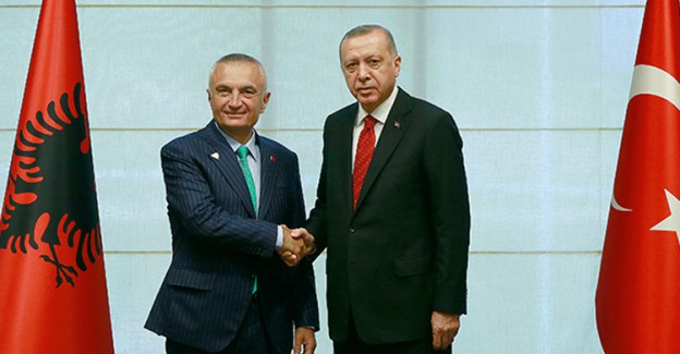 Cumhurbaşkanı Erdoğan, Arnavut Cumhurbaşkanıyla Bir Araya Geldi
