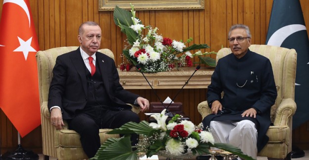 Cumhurbaşkanı Erdoğan İle Pakistan Cumhurbaşkanı Alvi Bir Araya Geldi