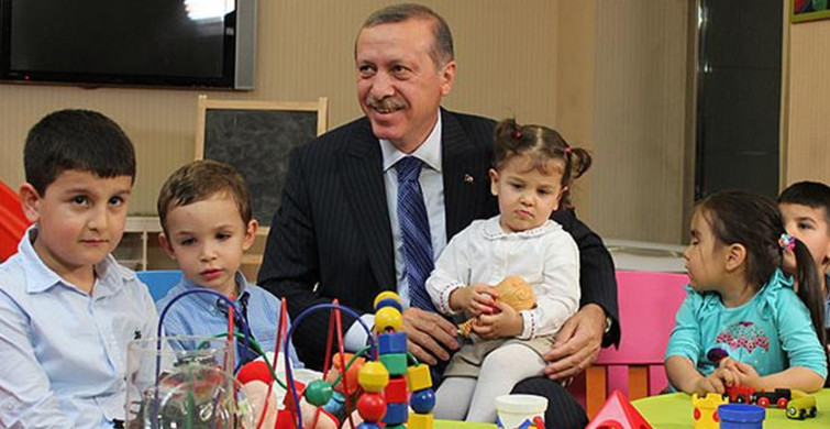 Cumhurbaşkanı Erdoğan İmzaladı! 'Koruyucu Aile Günü' Genelgesi Resmi Gazete'de Yayımlandı
