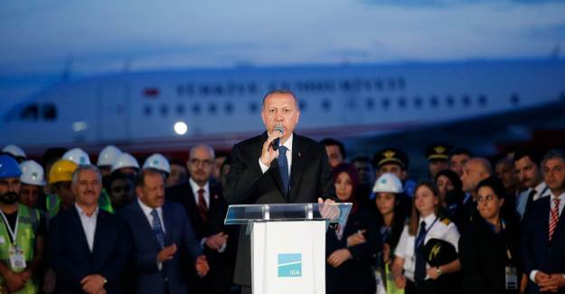 Cumhurbaşkanı Erdoğan İstanbul Havalimanı Üçüncü Pistinin Açılışını Yaptı