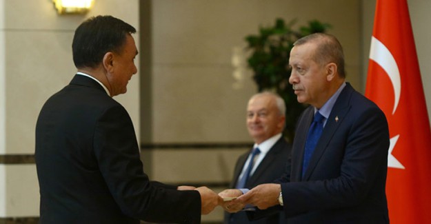 Cumhurbaşkanı Erdoğan, Kırgızistan Büyükelçisi Omuraliev'i Kabul Etti