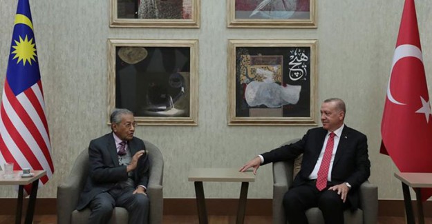 Cumhurbaşkanı Erdoğan, Malezya Başbakanı Mahathir İle Görüştü