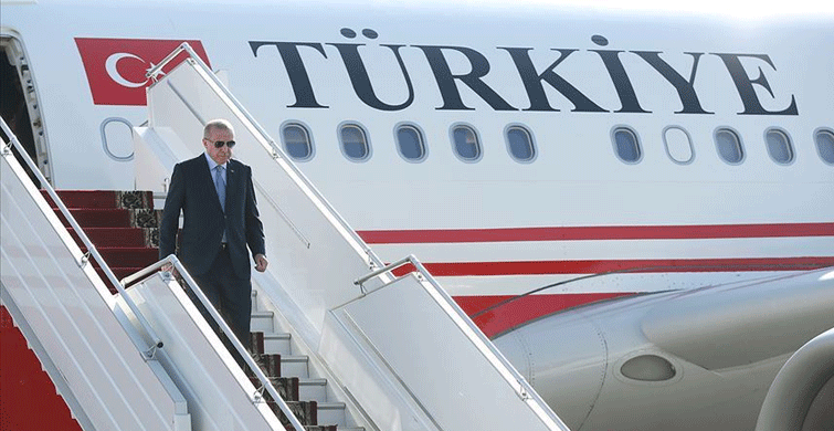 Cumhurbaşkanı Erdoğan Malezya'dan Döndü