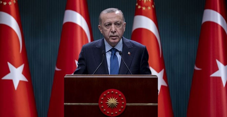 Cumhurbaşkanı Erdoğan'dan Gençlere: Türkiye'yi Omuzlayan Güçlersiniz