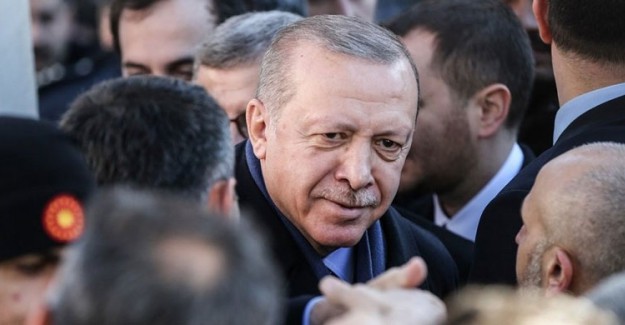 Cumhurbaşkanı Erdoğan'dan Sigara Uyarısı: İsraftır, Haramdır