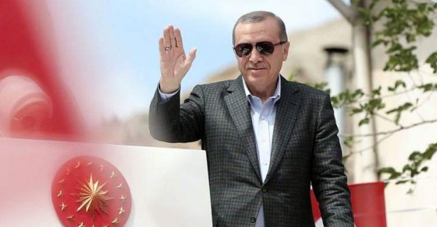 Cumhurbaşkanı Erdoğan'ın Adaylığı İçin AK Partili Vekiller İmza Verdi