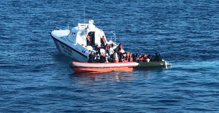 Cumhurbaşkanı Erdoğan'ın Kesin Talimatıyla Göçmenlerin Ege Denizi'nden Geçiş Yapması Yasaklandı