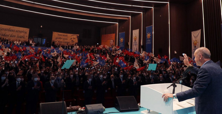 Cumhurbaşkanı Recep Tayyip Erdoğan, AK Parti Eskişehir İl Danışma Toplantısı'nda Esti Gürledi!